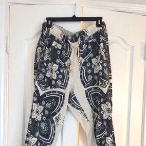 Black and White Patterned Pants By Pilcro